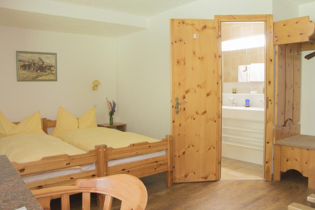 Hotel Waldhaus Bettmeralp Room photo