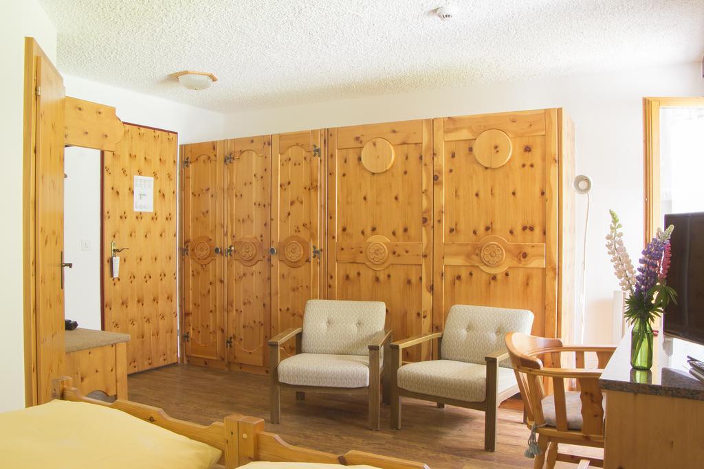 Hotel Waldhaus Bettmeralp Room photo